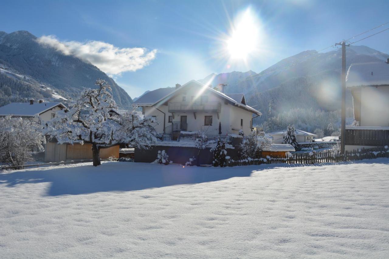 Apart Pitztalurlaub Wenns Exterior photo